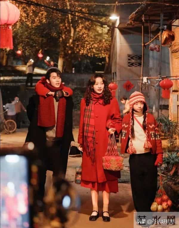 这 3 部满是烟火气的细糠短剧，让我在被窝里边笑边哭边想家！