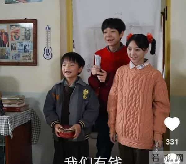 听花岛没想到《家里家外2》外甥爱上养女狗血情节会让口碑暴增！