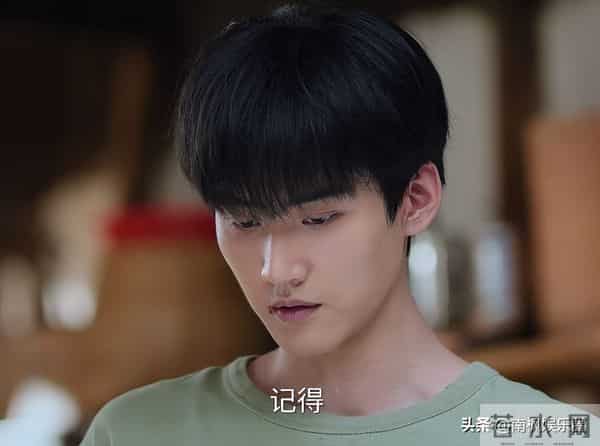 男女主从单相思到相互救赎，《狙击蝴蝶》成姐弟恋剧新标杆