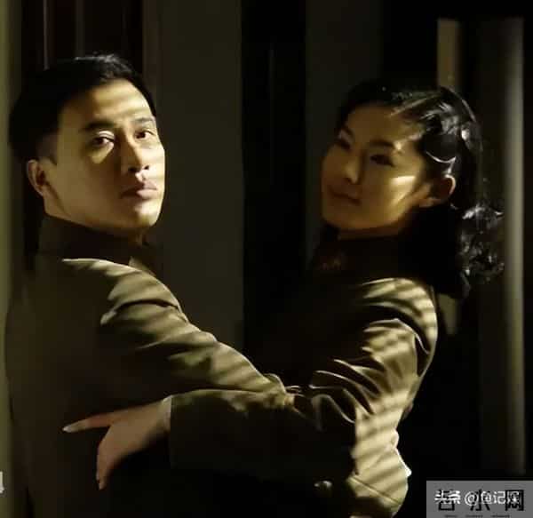 给过去30年最好的谍战剧排名- 沉默的荣耀第5, 潜伏第2, 第1名无争议