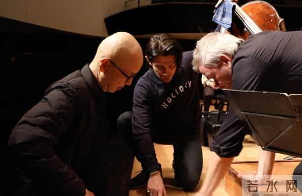 陈其钢传记片《隐者山河》：一个音乐家的归隐山林与返璞归真