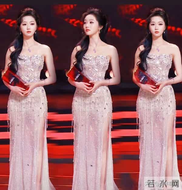 岳雨婷再引争议！新作《为你钟情》被扒抄袭，网友-她还能翻身吗