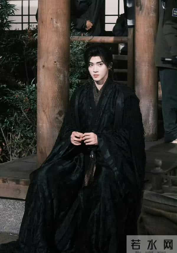 《嫁金钗》官宣配置：田曦薇一人分饰两角，延禧编剧操刀先婚后爱