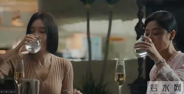 《亦舞之城》:假闺蜜王舒涵背刺谭思婷,后爱上假富豪被正宫报复