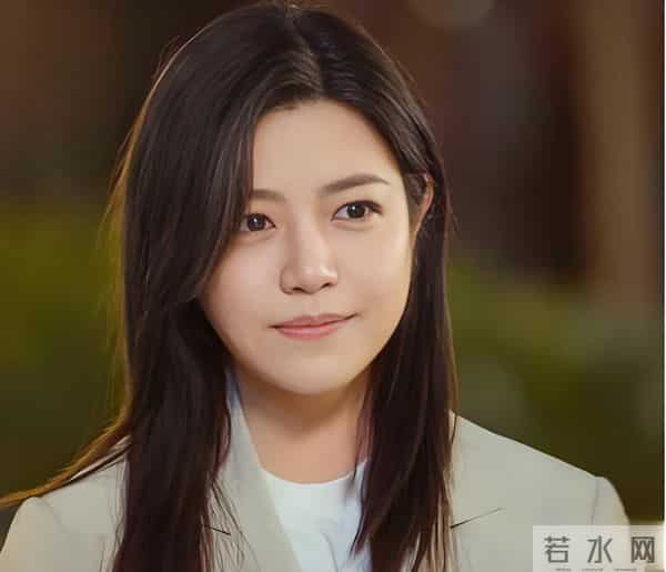 陈妍希携《狙击蝴蝶》霸气归来，跟周柯宇上演了一场禁忌感姐弟恋