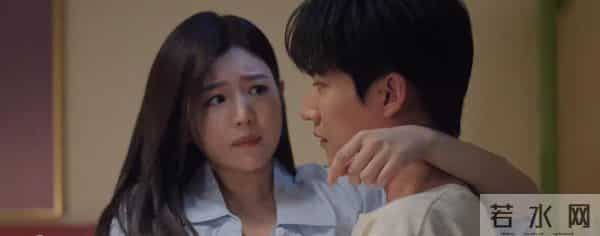 仅播半小时,热度飙至18000,连追4集我想说-耳朵从头红到尾啊!