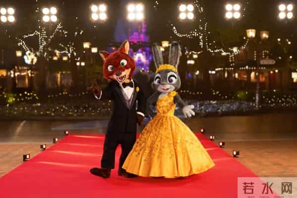 追《疯狂动物城2》，买到快破产！