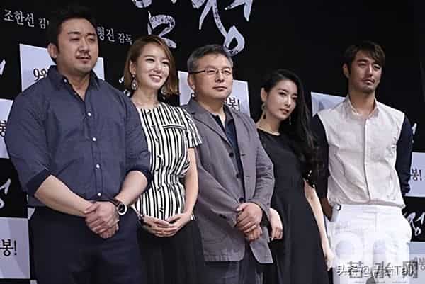 《陷阱》深度解析，网络推荐引惊魂，马东锡阴冷反派破认知