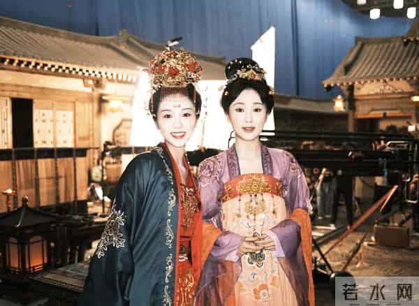 难怪看《唐诡》中的他眼熟,原来是我们的童年男神尔泰啊!