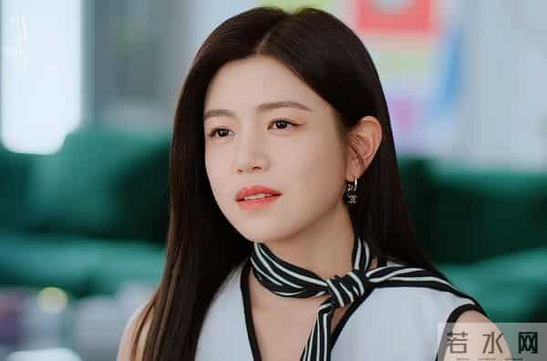 仅播半小时,热度飙至18000,连追4集我想说-耳朵从头红到尾啊!