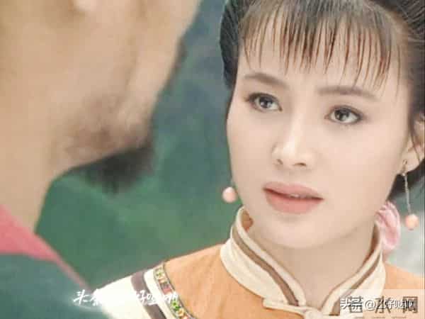 乱世浮萍，情牵双雄-于小慧《乱世英豪》方蓉芝的宿命论