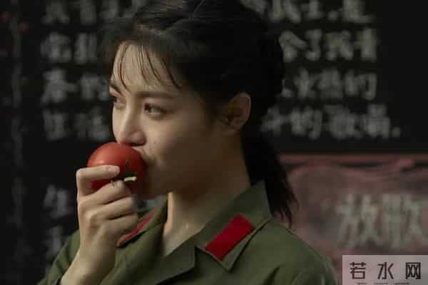 《芳华》刷屏背后：是怀念那个时代，还是渴望那种“活法”？