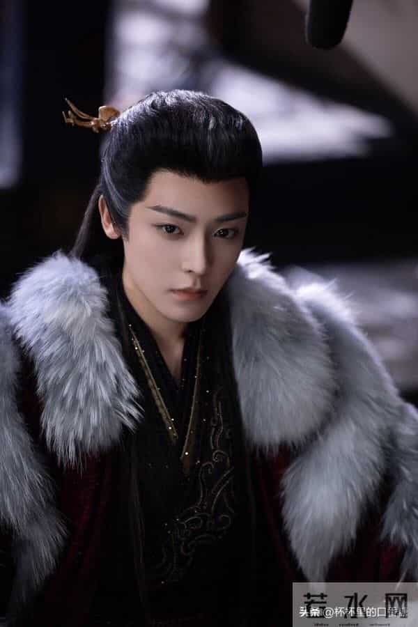 拥有最多抖音破百亿剧男星TOP！ 《亦舞之城》钟汉良落榜，肖战第5