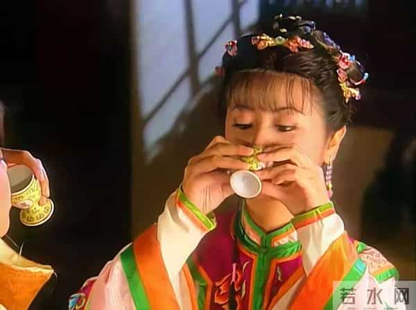 短剧魔改《还珠》引众怒!8090 后集体破防,情怀成收割流量工具?