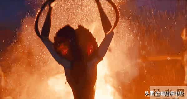 《阿凡达3》票房大爆发：195分钟原版上映，能否问鼎影史第一？