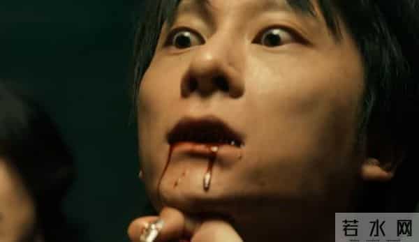 枭起青壤：李月英帮了炎拓，但她不是好人，她想看到人形枭的败亡