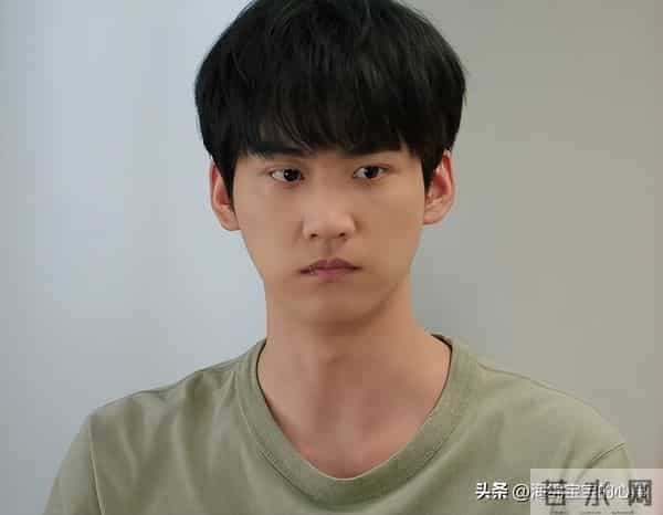 《狙击蝴蝶》的播出告诉观众:男演员性张力不足,真的是硬伤!