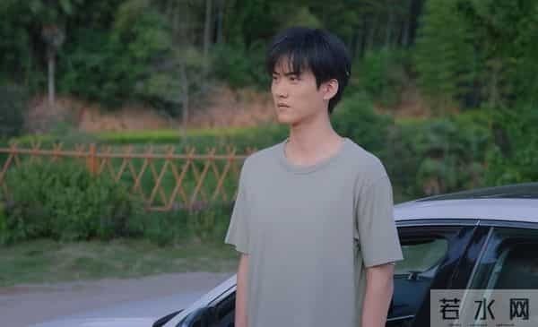 陈晓《大生意人》刚火，前妻的新剧迎来首播，这一次她赌对了！