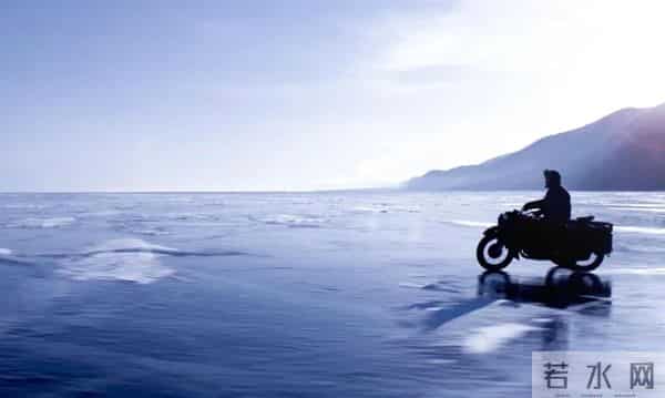 看完这部“终极躺平”电影，我更想认真生活了！