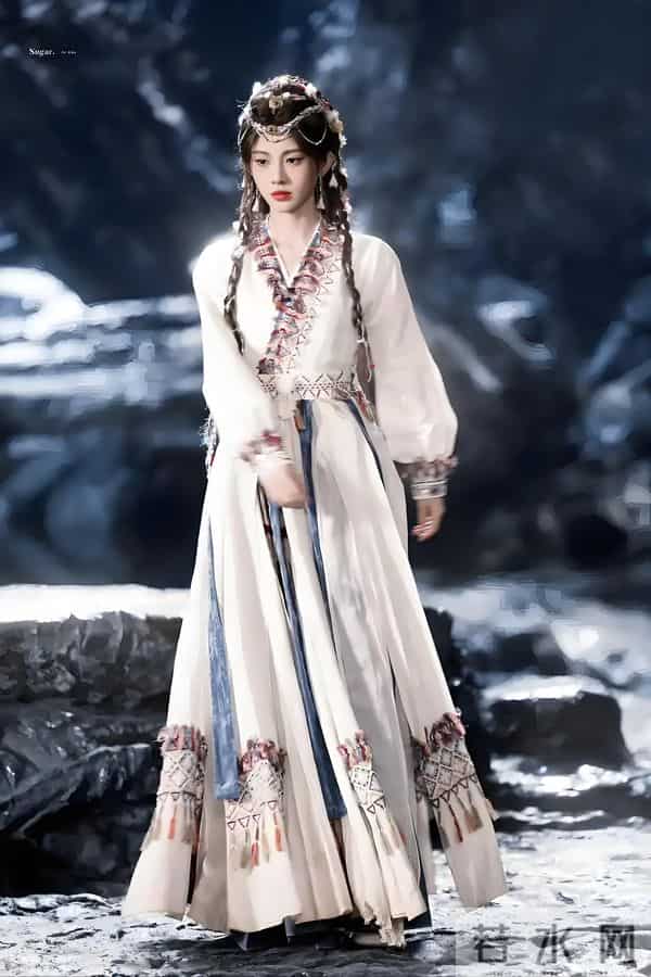 鞠婧祎、陈都灵《月鳞绮纪》已过审下证，不过担忧的事还是发生了