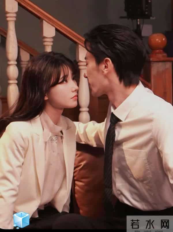 一月连搭两新人！短剧劳模沉思押宝首搭CP，是爆火还是翻车？