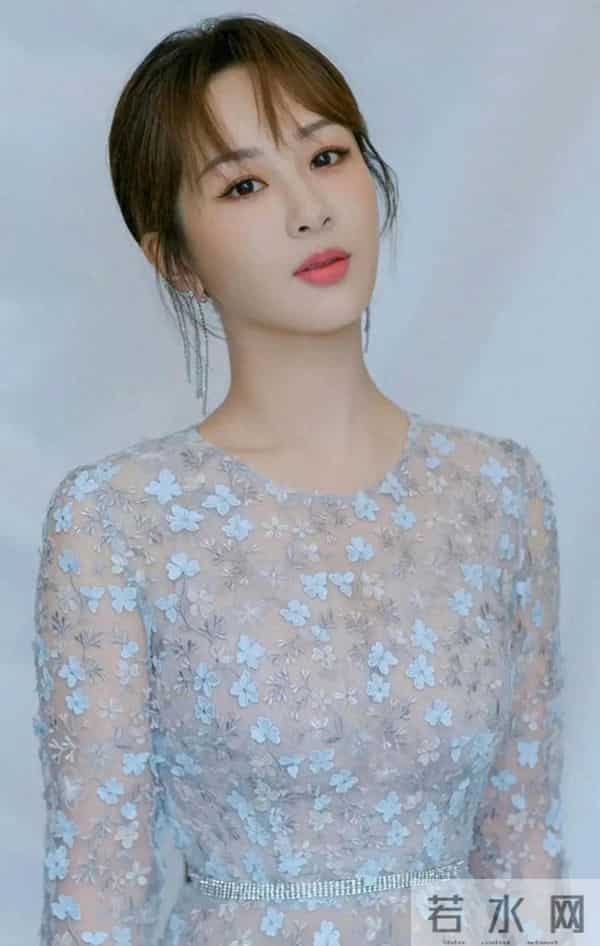 杨紫喜讯后连遭重击!6天内两桩事直戳心窝