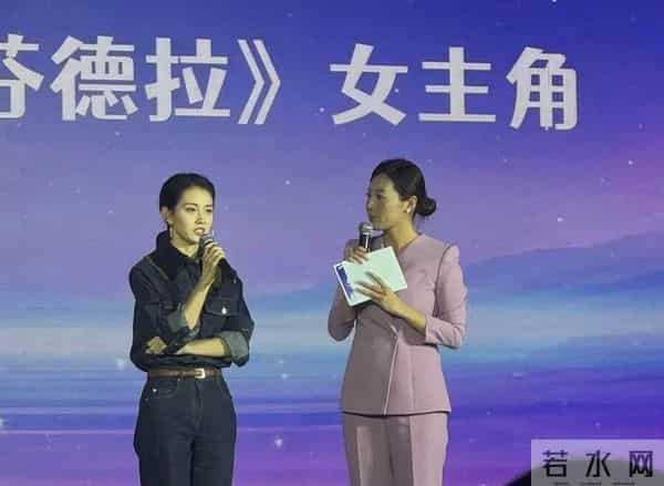 一年5000个总裁被下药、3000个女主走错房间！当“复制粘贴”失灵，微短剧的下半场拼的是什么？