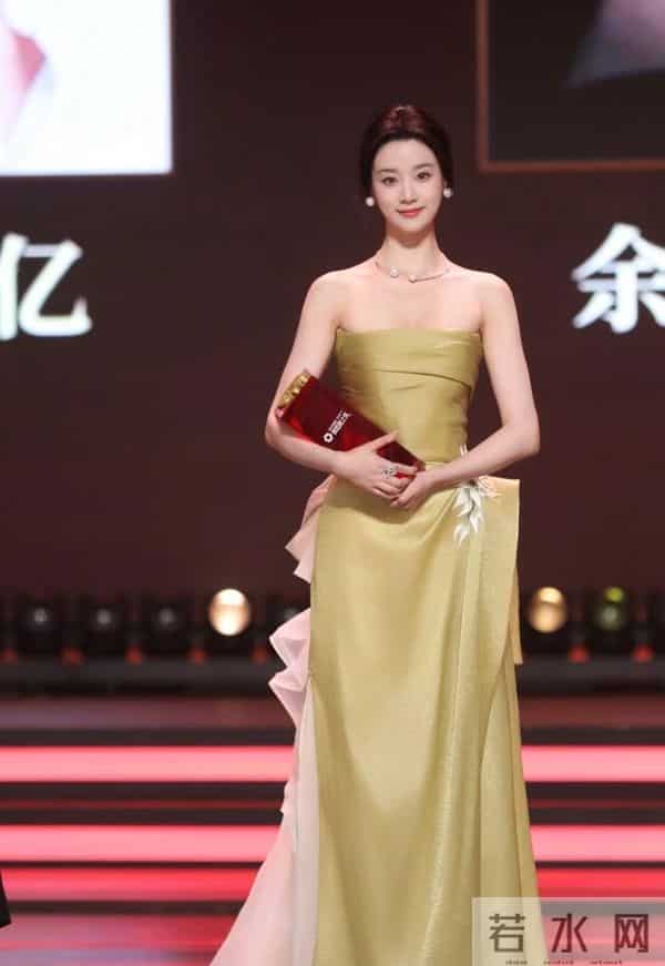 这几年短剧市场火得挺快，尤其是红果平台的热度一直在飙升。