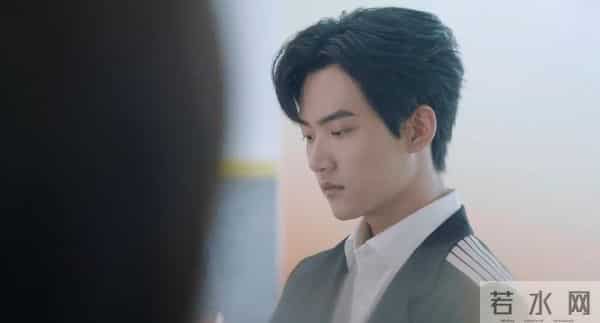 仅播半小时,热度飙至18000,连追4集我想说-耳朵从头红到尾啊!