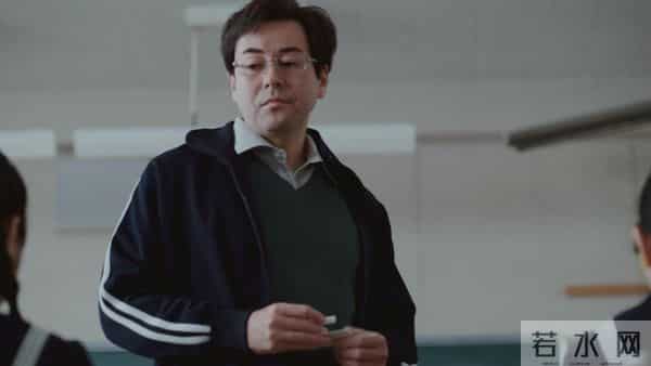 东亚老师共用一套计时方式，学生上完课得倒时差