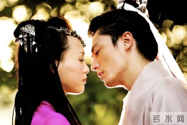 难怪都说他本色出演？毕竟是粉丝一句玩笑就能破防流泪的人啊！