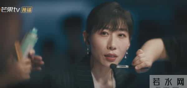 五官乱飞、张牙舞爪，罗晋新剧这戏混子看得难受，挺过两集算你狠