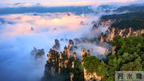 《阿凡达3:火与烬》定档12月19日 再续张家界地貌与潘多拉的奇幻联结