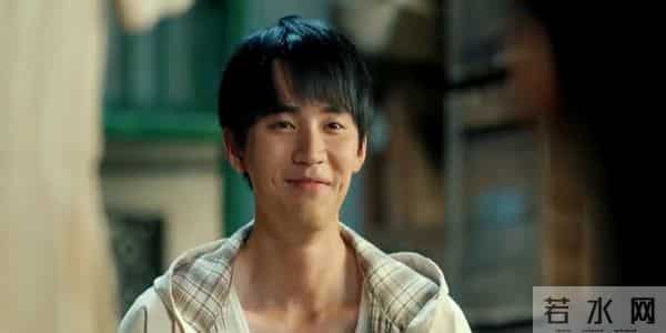 《十二封信》结局看完后他在东门摊煎饼时改了习惯