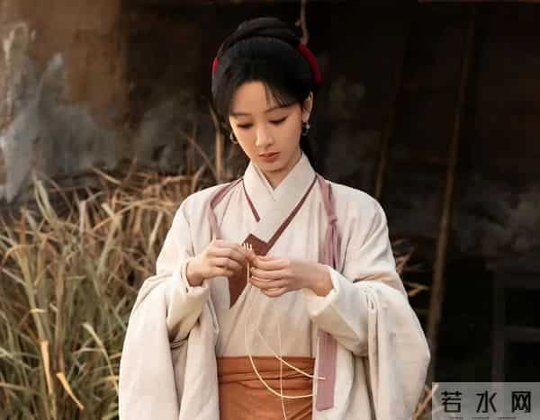 演都不演了！官宣喜讯才6天，杨紫担心的事发生，个个戳她心窝