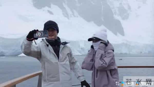 吴京与郭帆视频对话,透露《流浪地球3》有南极的部分