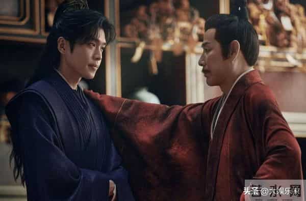 张若昀新剧搭档陈道明缺席开机仪式，刘诗诗独撑大局，内幕曝光