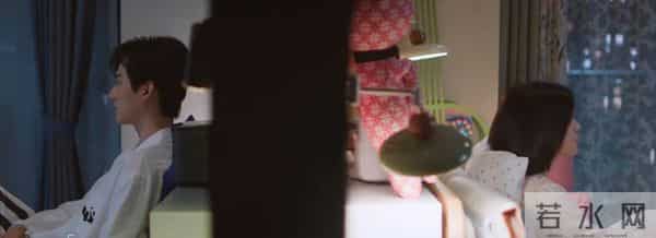 仅播半小时,热度飙至18000,连追4集我想说-耳朵从头红到尾啊!