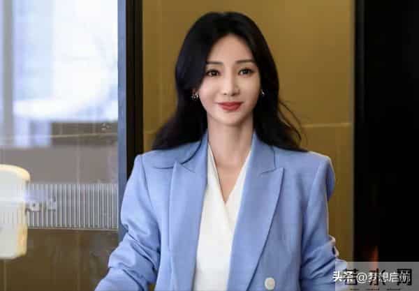 《即刻上场》企二代颜菲非要当律师，自杀真相曝光：被操控的人生