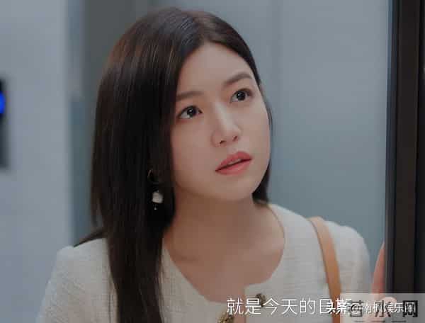 男女主从单相思到相互救赎，《狙击蝴蝶》成姐弟恋剧新标杆