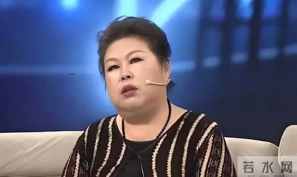 著名女演员生前作品刷屏，粉丝集体喊假，墓园证实真相。