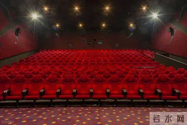 动画片暴打真人片