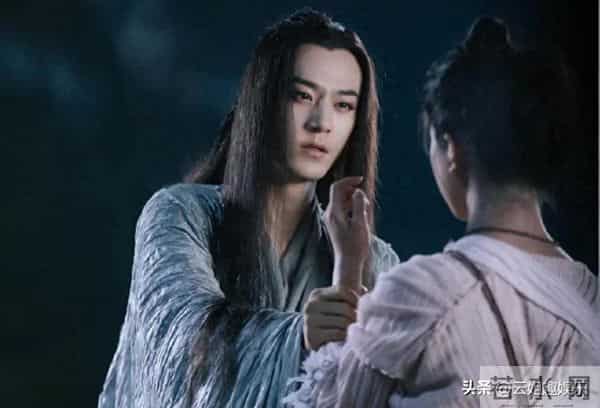 电影版《花千骨》是由陈都灵、李程彬领衔主演，你期待吗？