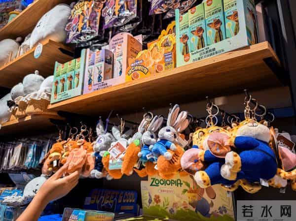 《疯狂动物城2》热映：IP联名以“情绪杠杆”撬动百亿市场