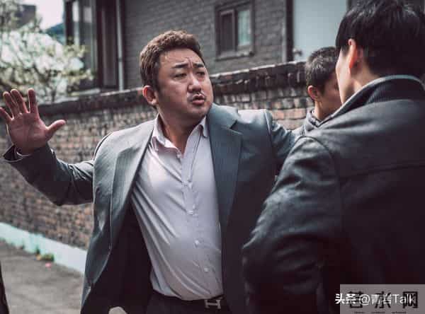 《陷阱》深度解析，网络推荐引惊魂，马东锡阴冷反派破认知