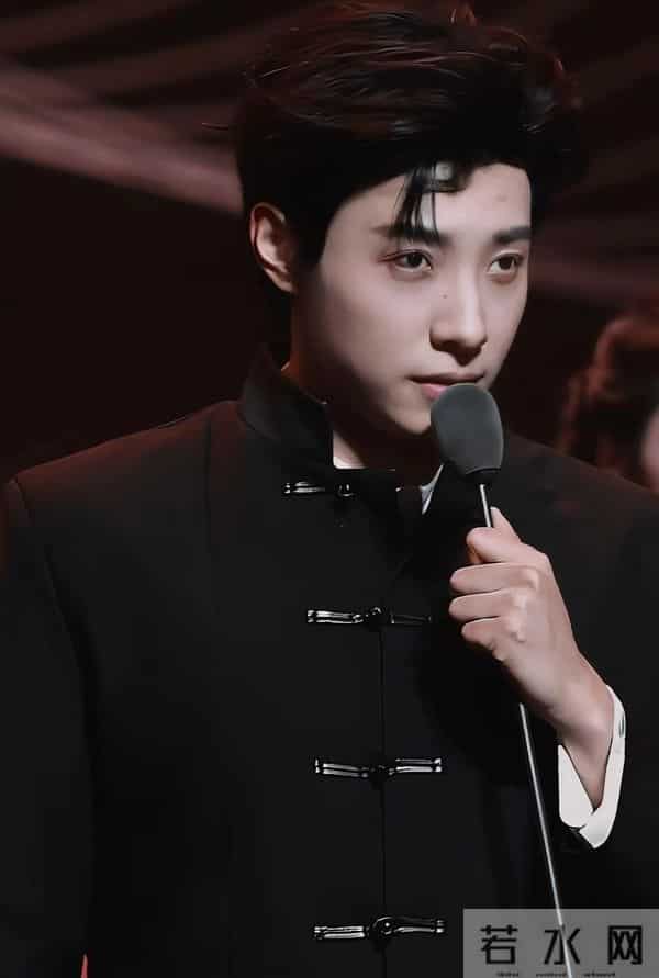 剧查查之夜短剧老f4现身,柯淳缺席,马小宇何健麒居然这么亲密!