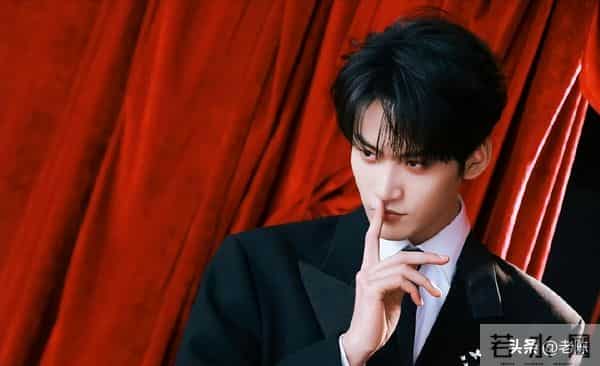 比台词更戳人!《狙击蝴蝶》陈妍希周柯宇姐弟恋,细节让全网尖叫