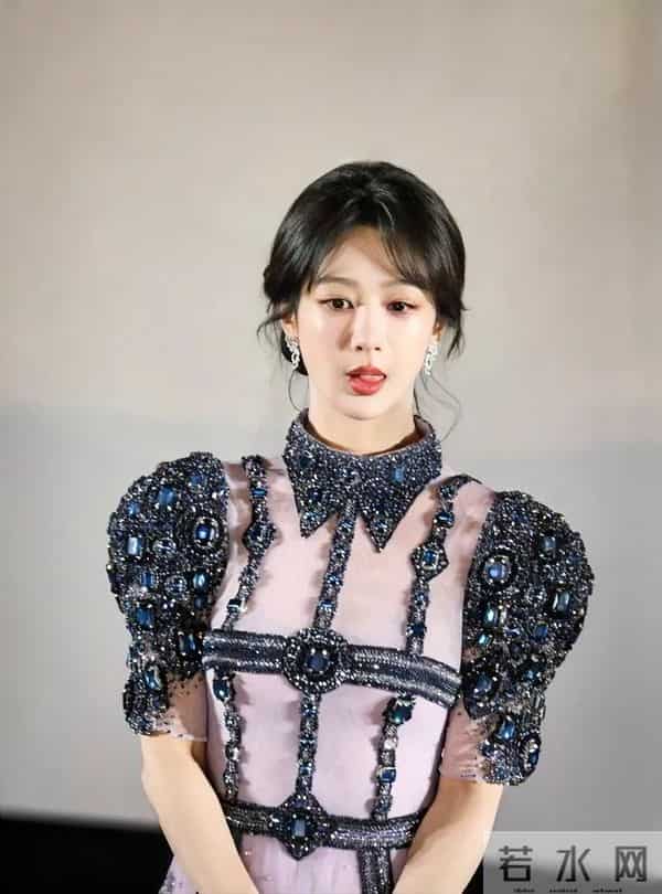 杨紫被抄剧，品牌玩梗伤人，流量时代谁在买单