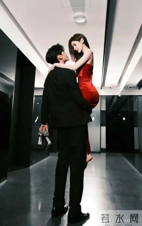 找60位圈内大咖宣传，同时播剧陈妍希还是输给了陈晓！男主演太差