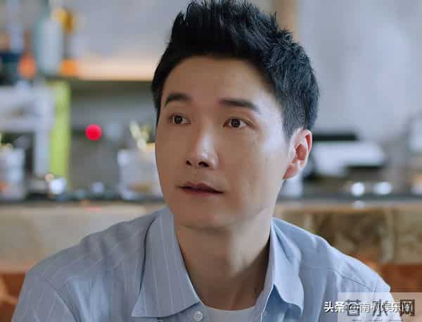 男女主从单相思到相互救赎，《狙击蝴蝶》成姐弟恋剧新标杆